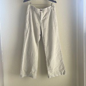 These lovely beige Vintage Corduroy wide leg pants are in Great condition.